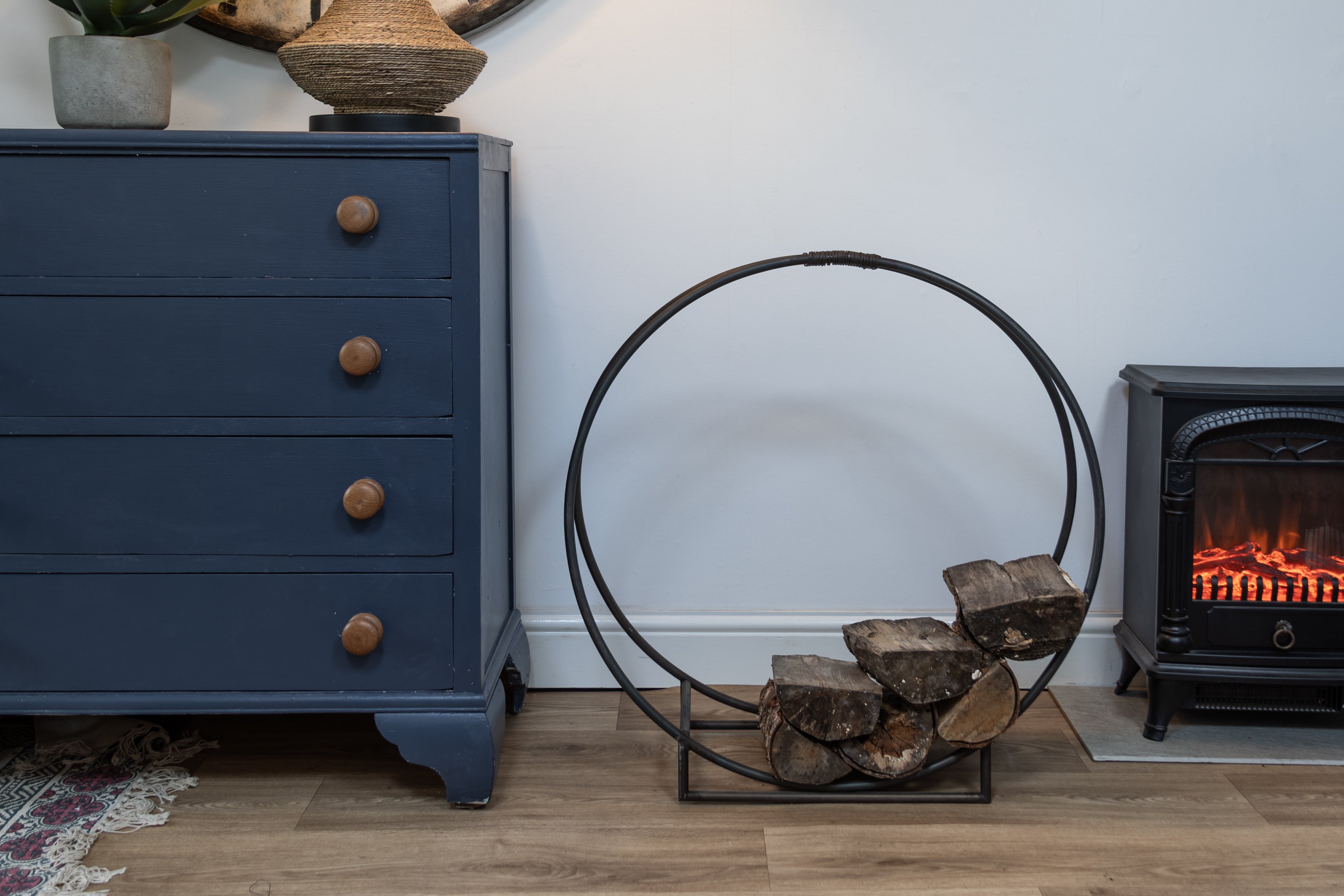 Iron Circular Log Storage Holder